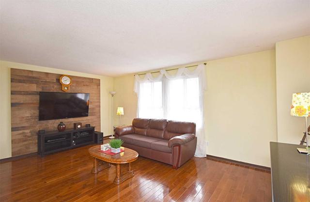 101 - 405 Hyacinthe Blvd, Townhouse with 4 bedrooms, 2 bathrooms and 1 parking in Mississauga ON | Image 7
