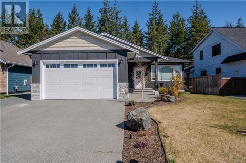 750 Salal St, House detached with 3 bedrooms, 2 bathrooms and 3 parking in Campbell River BC | Card Image