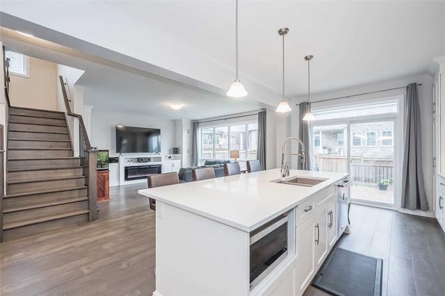 127 Lovett Lane, House detached with 4 bedrooms, 4 bathrooms and 4 parking in Guelph ON | Image 8