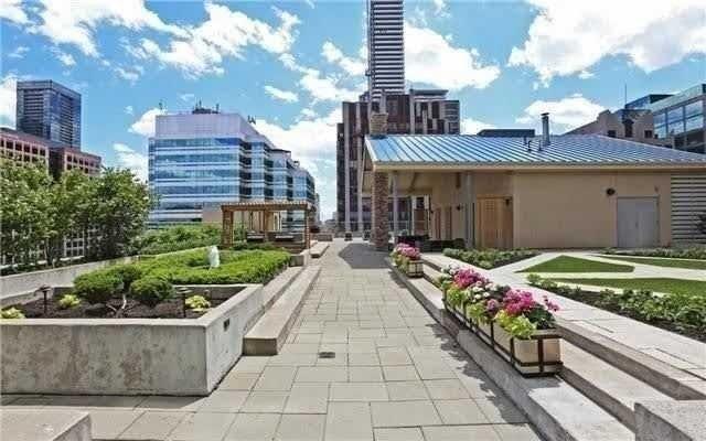 3009 - 8 Park Rd, Condo with 1 bedrooms, 1 bathrooms and 0 parking in Toronto ON | Image 7