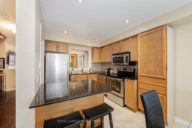 42 - 470 Beach Blvd, Townhouse with 3 bedrooms, 3 bathrooms and 2 parking in Hamilton ON | Image 13