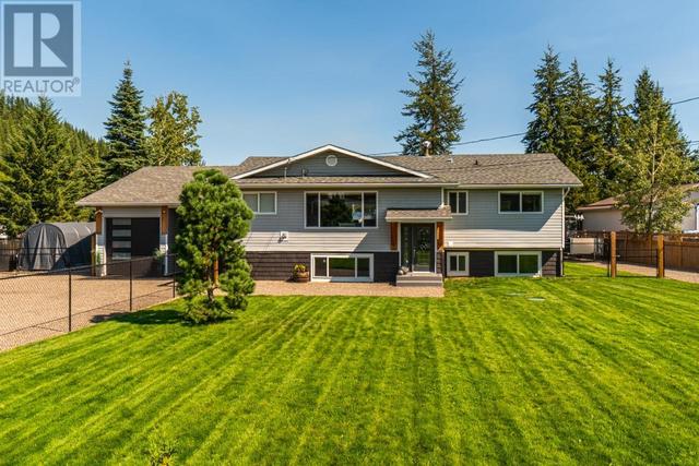 3870 Rosia Road, House detached with 5 bedrooms, 3 bathrooms and null parking in Prince George BC | Image 1