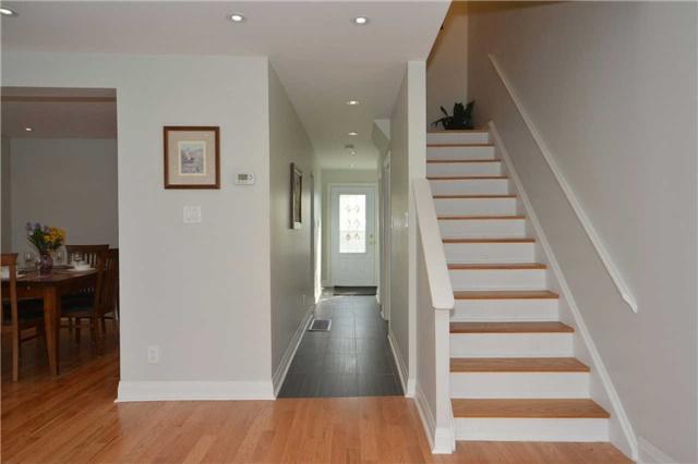 05 - 10 Grandravine Dr, Townhouse with 3 bedrooms, 3 bathrooms and 1 parking in Toronto ON | Image 8