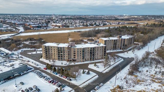412 - 334 Queen Mary Rd, Condo with 2 bedrooms, 1 bathrooms and 1 parking in Kingston ON | Image 12