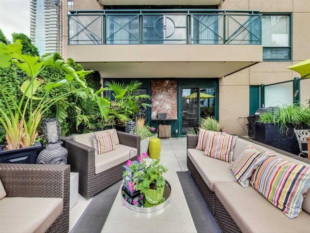 518 - 35 Hayden St, Condo with 1 bedrooms, 2 bathrooms and 1 parking in Toronto ON | Image 22