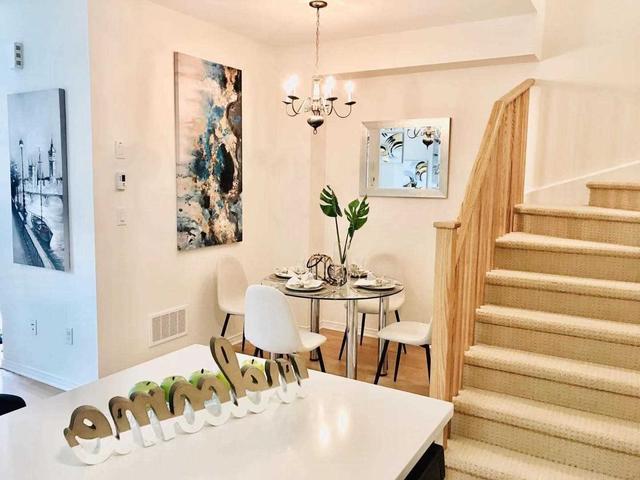 33 - 22 Applewood Lane, Townhouse with 4 bedrooms, 3 bathrooms and 1 parking in Toronto ON | Image 19