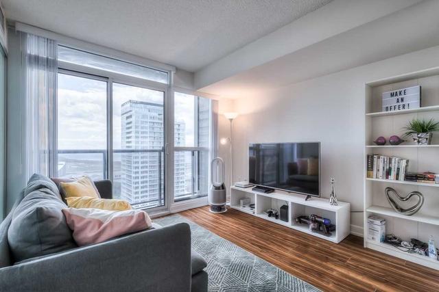4005 - 85 Queens Wharf Rd, Condo with 1 bedrooms, 1 bathrooms and 1 parking in Toronto ON | Image 19