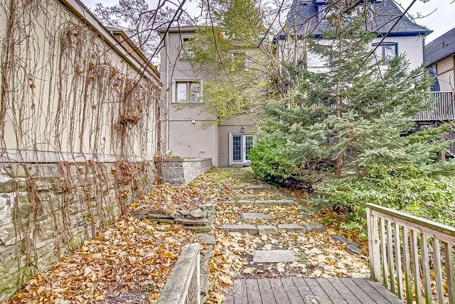 236 Ellis Ave, House detached with 3 bedrooms, 2 bathrooms and 1 parking in Toronto ON | Image 10