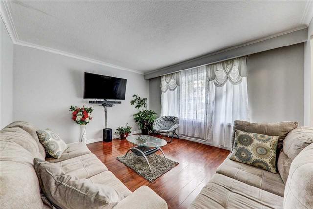 1016 Pharmacy Ave, House detached with 3 bedrooms, 2 bathrooms and 4 parking in Toronto ON | Image 30