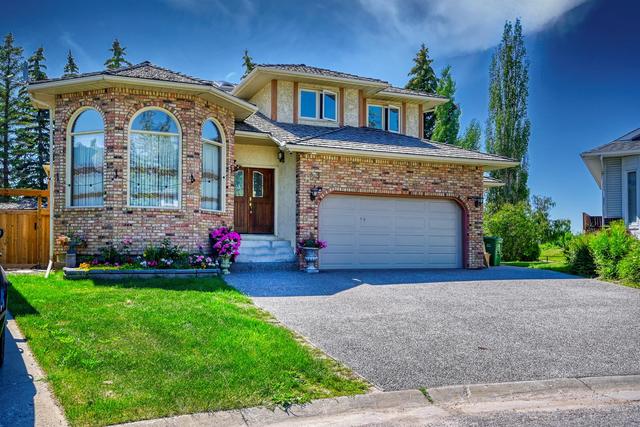 123 Douglas Woods Place Se, House detached with 4 bedrooms, 3 bathrooms and 6 parking in Calgary AB | Image 11