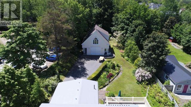 624 Main Street, House detached with 4 bedrooms, 2 bathrooms and null parking in Mahone Bay NS | Image 5