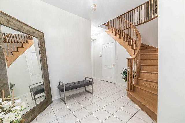 3985 Mayla Dr, House detached with 4 bedrooms, 4 bathrooms and 5 parking in Mississauga ON | Image 21