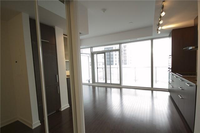 2507 - 14 York St, Condo with 1 bedrooms, 1 bathrooms and null parking in Toronto ON | Image 12