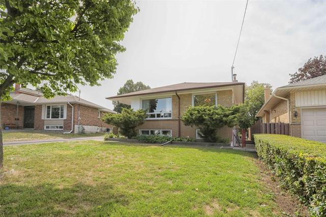 39 Elvaston Dr, House detached with 3 bedrooms, 2 bathrooms and 4 parking in Toronto ON | Image 19