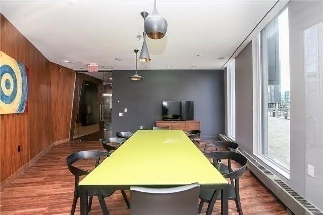 2003 - 75 Queens Wharf Rd, Condo with 1 bedrooms, 1 bathrooms and 1 parking in Toronto ON | Image 3