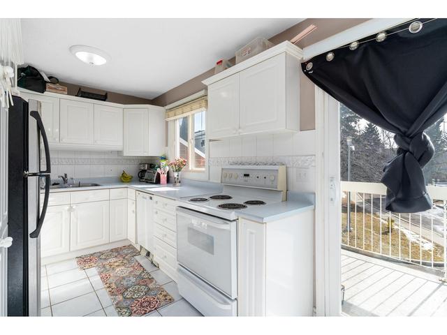 10778 31 Av Nw, House attached with 3 bedrooms, 1 bathrooms and null parking in Edmonton AB | Image 12