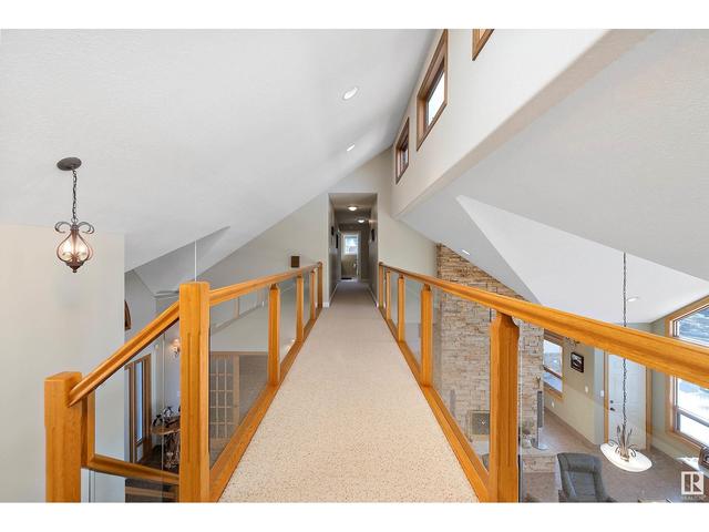 248 Lakeshore Dr, House detached with 5 bedrooms, 4 bathrooms and null parking in Grandview AB | Image 36