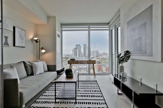 1411w - 27 Bathurst St, Condo with 1 bedrooms, 1 bathrooms and 0 parking in Toronto ON | Image 2