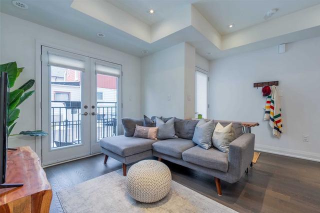 th17 - 100 Coxwell Ave, Townhouse with 2 bedrooms, 3 bathrooms and 1 parking in Toronto ON | Image 19