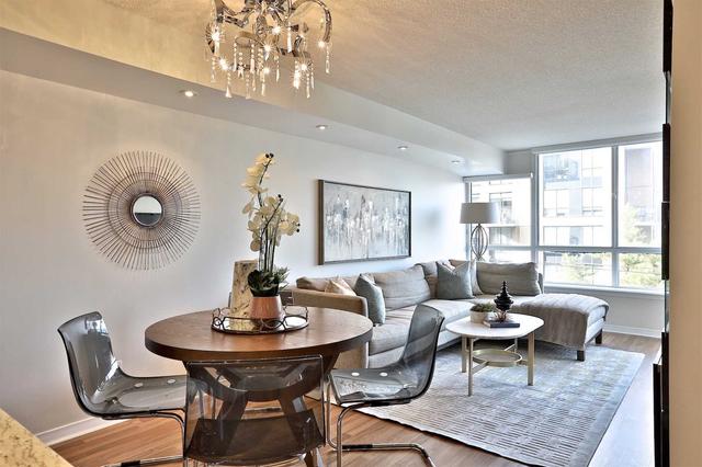 522 - 801 King St W, Condo with 2 bedrooms, 2 bathrooms and 1 parking in Toronto ON | Image 28
