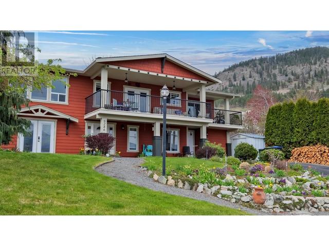 5286 Huston Road, House detached with 3 bedrooms, 2 bathrooms and 6 parking in Peachland BC | Image 2