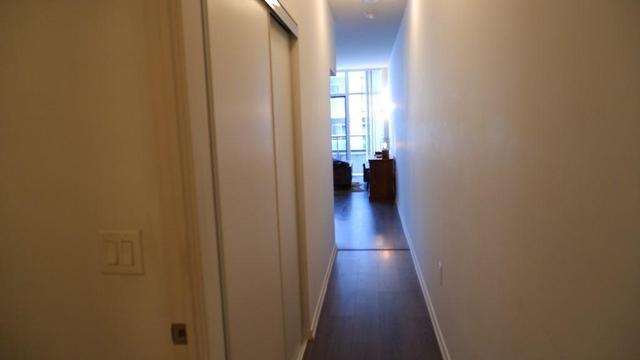 618W - 36 Lisgar St, Condo with 2 bedrooms, 1 bathrooms and null parking in Toronto ON | Image 12