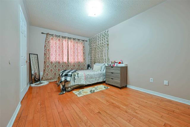 74 Shady Pine Circ, House detached with 3 bedrooms, 4 bathrooms and 3 parking in Brampton ON | Image 16