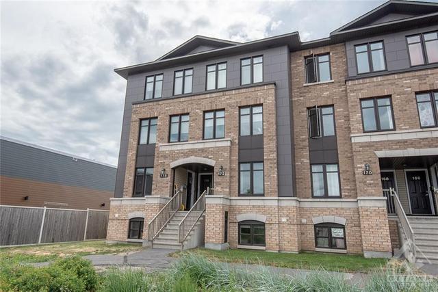 172 Bluestone Private, House attached with 2 bedrooms, 3 bathrooms and 1 parking in Ottawa ON | Image 1