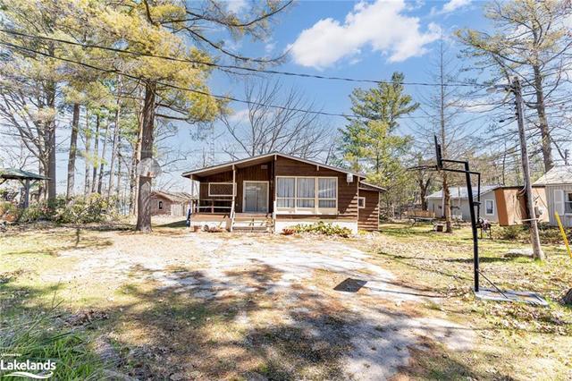 2851 Honey Harbour Road, House detached with 3 bedrooms, 1 bathrooms and 5 parking in Georgian Bay ON | Image 28