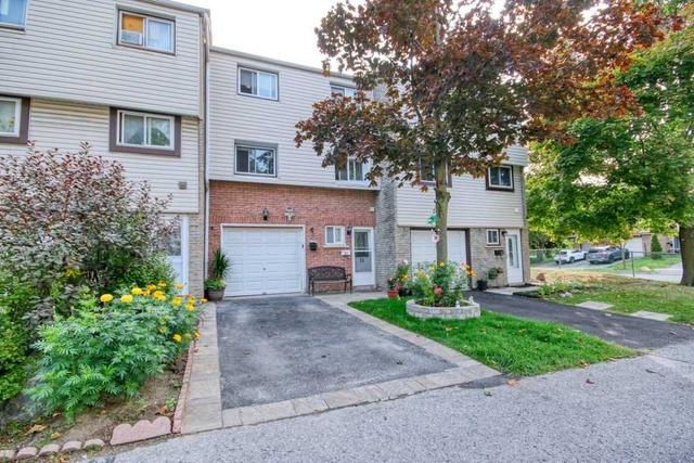21 - 1655 Geta Circ, Townhouse with 3 bedrooms, 2 bathrooms and 2 parking in Pickering ON | Image 1