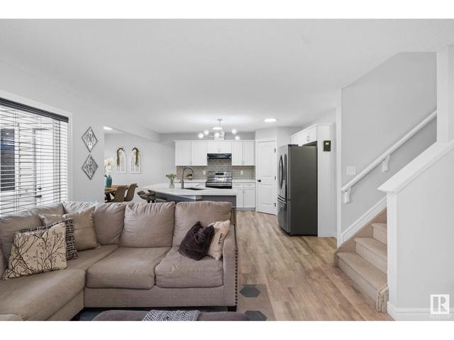 20324 47 Av Nw, House detached with 4 bedrooms, 3 bathrooms and 4 parking in Edmonton AB | Image 7