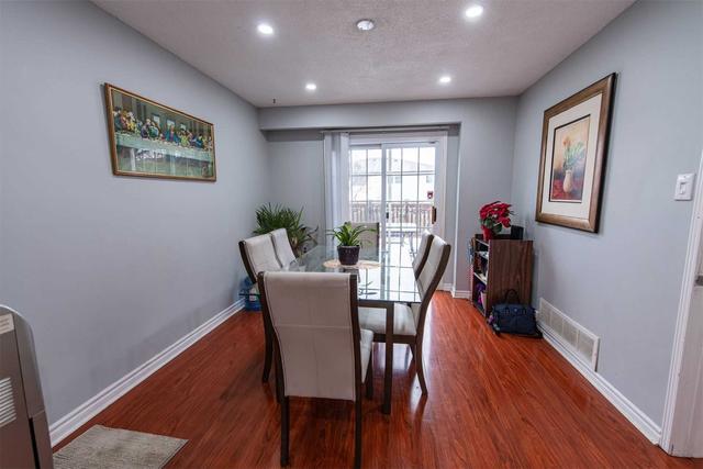 138 Kingswood Dr, House semidetached with 3 bedrooms, 3 bathrooms and 3 parking in Brampton ON | Image 39