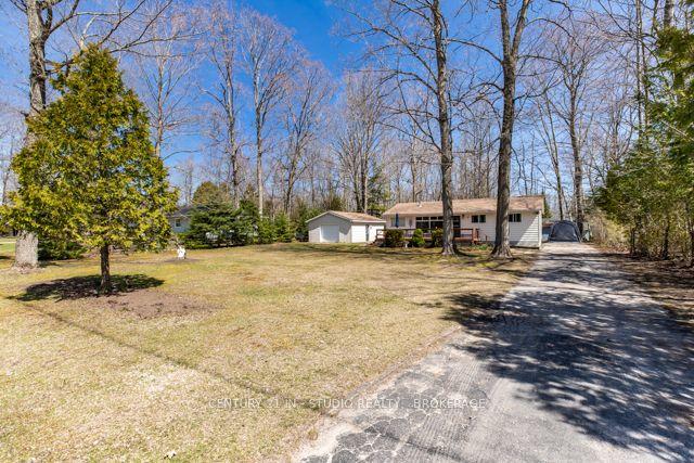 27 Dorena Cres, House detached with 3 bedrooms, 1 bathrooms and 5 parking in South Bruce Peninsula ON | Image 33