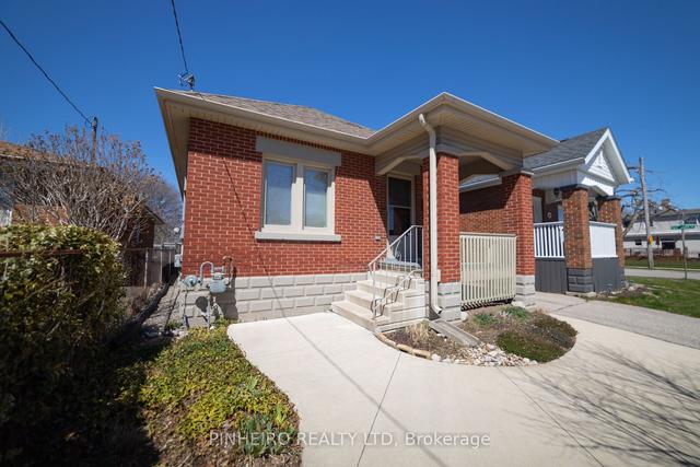 84 Homan St, House detached with 2 bedrooms, 1 bathrooms and 4 parking in London ON | Image 12