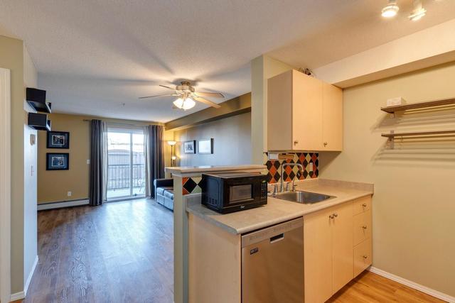 1207 - 2395 Eversyde Avenue Sw, Condo with 1 bedrooms, 1 bathrooms and 1 parking in Calgary AB | Image 5