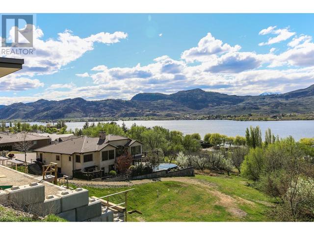 4004 39th Street, House detached with 2 bedrooms, 2 bathrooms and 3 parking in Okanagan Similkameen A BC | Image 68