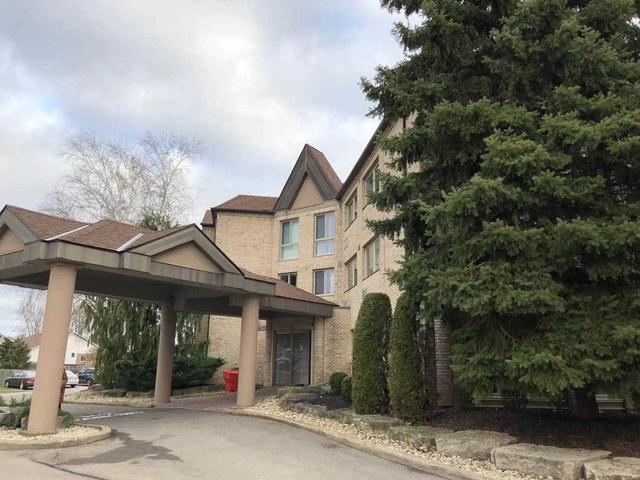 205 - 3364 Montrose Rd, Condo with 2 bedrooms, 1 bathrooms and 1 parking in Niagara Falls ON | Image 1