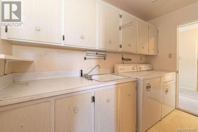 201 - 1488 Dallas Rd, Condo with 2 bedrooms, 2 bathrooms and 1 parking in Victoria BC | Image 23