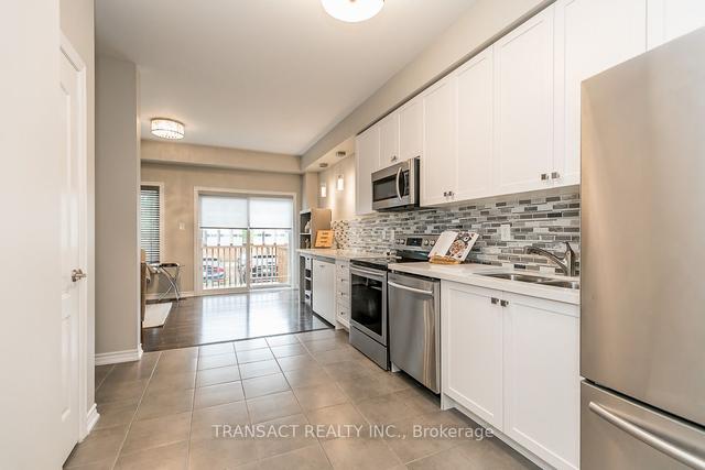 14 Deneb St, House attached with 3 bedrooms, 3 bathrooms and 2 parking in Barrie ON | Image 12
