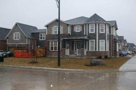 870 Savoline Blvd, House detached with 4 bedrooms, 4 bathrooms and 6 parking in Milton ON | Image 1