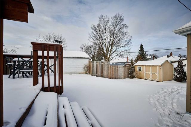 67 Highland Ave, House detached with 3 bedrooms, 2 bathrooms and 6 parking in Oshawa ON | Image 19