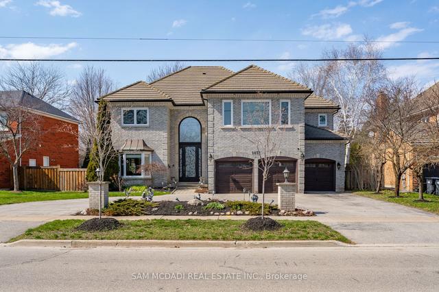 1451 Indian Rd, House detached with 4 bedrooms, 6 bathrooms and 9 parking in Mississauga ON | Image 1