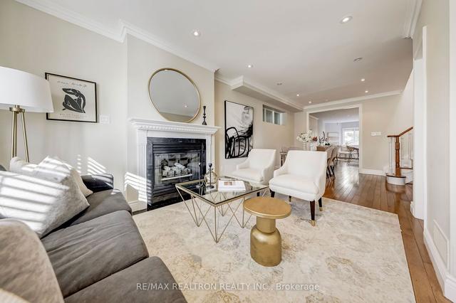 348 Woburn Ave, House detached with 3 bedrooms, 4 bathrooms and 2 parking in Toronto ON | Image 12