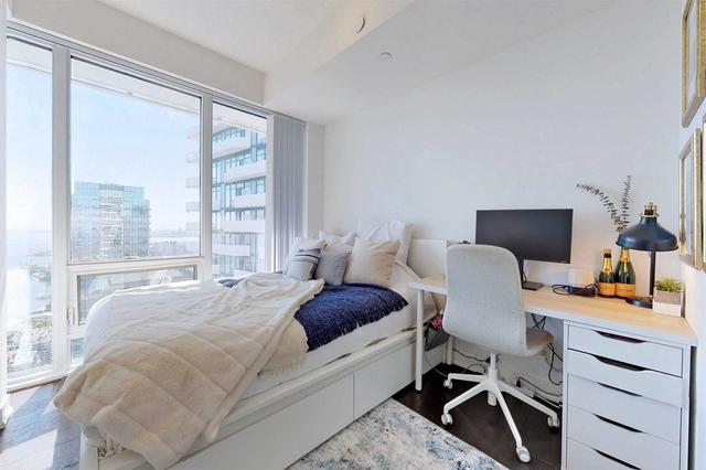 6710 - 88 Harbour St, Condo with 3 bedrooms, 2 bathrooms and 0 parking in Toronto ON | Image 17