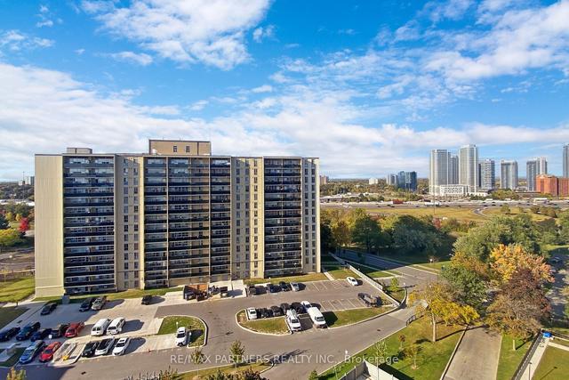 1210 - 120 Dundalk Dr, Condo with 2 bedrooms, 1 bathrooms and 1 parking in Toronto ON | Image 14