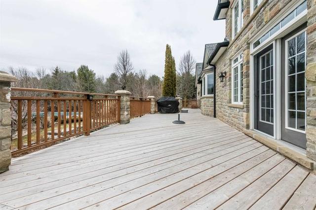 4 High Forest Crt, House detached with 3 bedrooms, 5 bathrooms and 13 parking in Caledon ON | Image 22