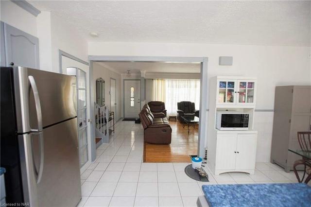81 Chaffey St, House detached with 3 bedrooms, 2 bathrooms and 5 parking in Welland ON | Image 38