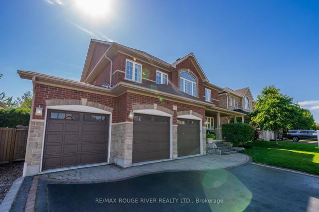 31 Corvinelli Dr, House detached with 5 bedrooms, 5 bathrooms and 9 parking in Whitby ON | Image 1