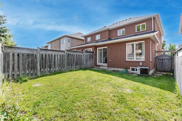 895 Golden Farmer Way, House semidetached with 3 bedrooms, 3 bathrooms and 3 parking in Mississauga ON | Image 28