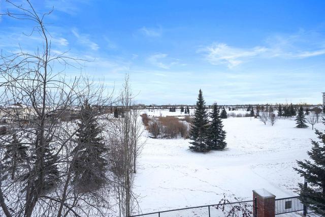 16 - 101 Langevin Road, Home with 3 bedrooms, 2 bathrooms and 2 parking in Wood Buffalo AB | Image 2